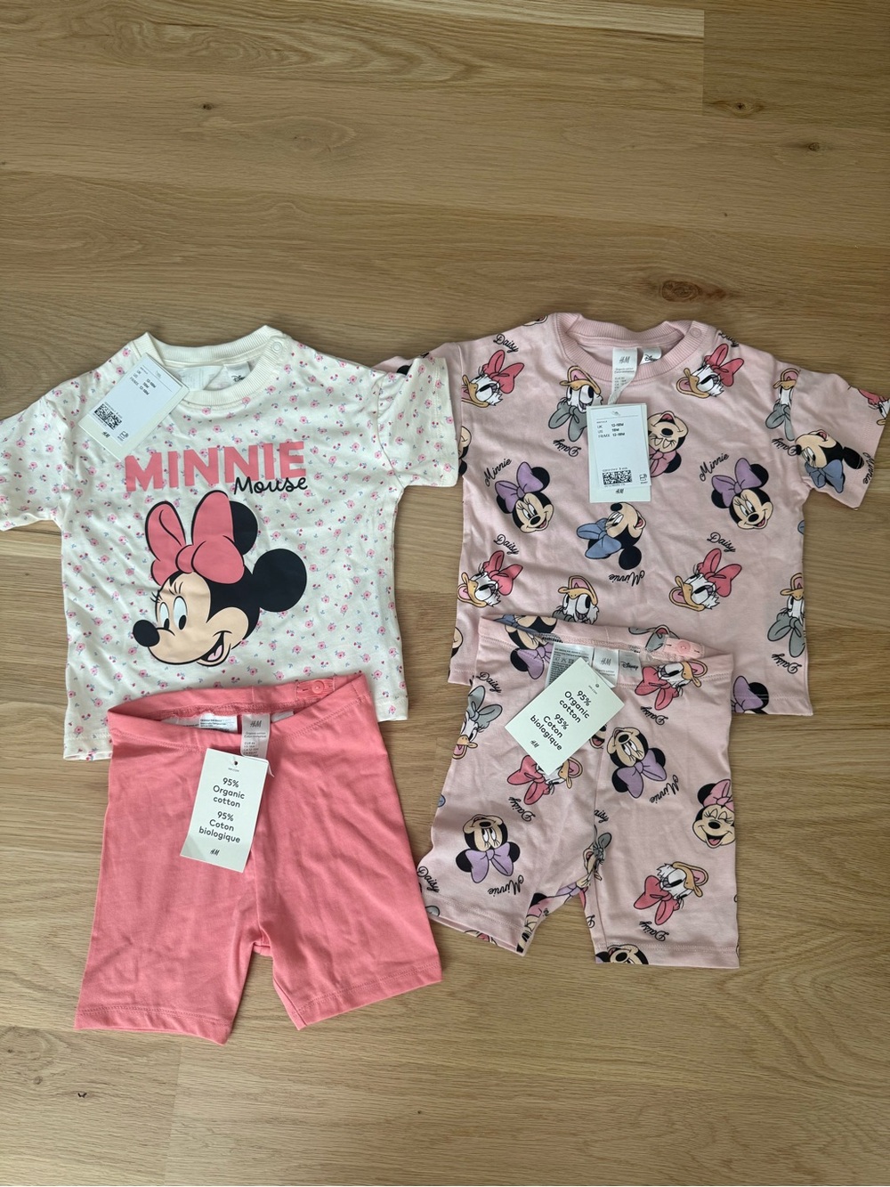 NWT Two Disney Minnie Outfits H&M Size 18 Months Girls Shorts and T-Shirt
